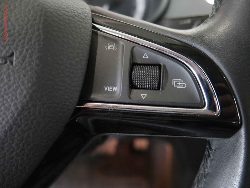 Škoda Octavia (2019) 1.5 TSi, ČR, Style, DSG, LED - fotka 22 z 25