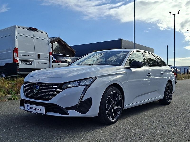 Peugeot 308 SW ALLURE 1,2 PT EAT8 - fotka 1 z 27
