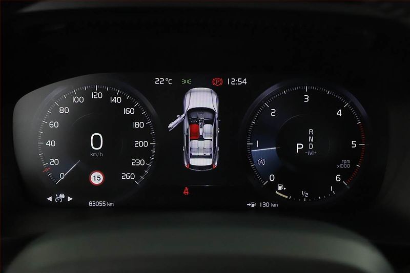 Volvo XC40 (2019) Inscription D3 - fotka 9 z 17