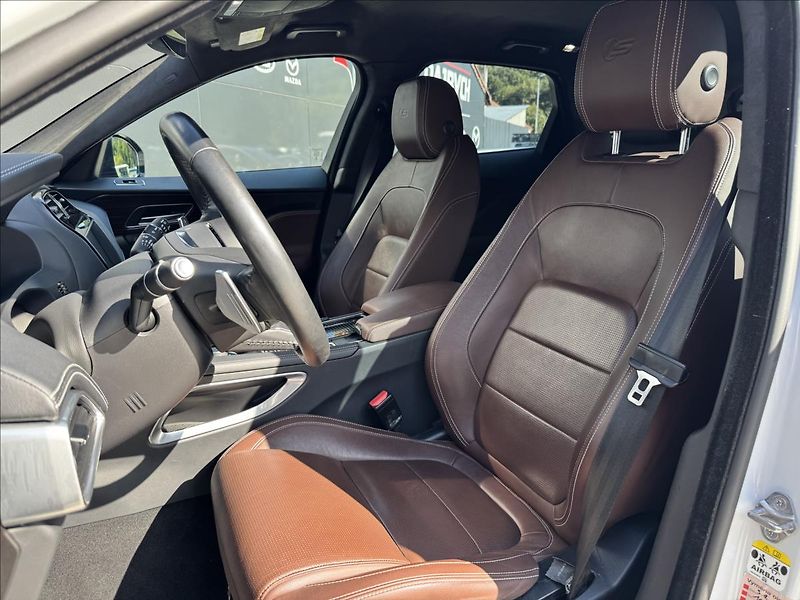 Jaguar F-Pace 3,0 30d V6 AWD S AT DPH - fotka 12 z 33