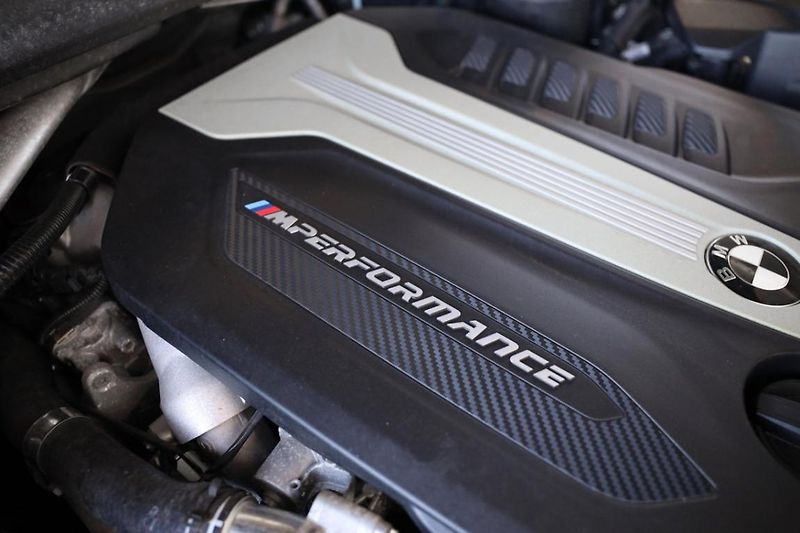 BMW X5 M50d - fotka 12 z 24