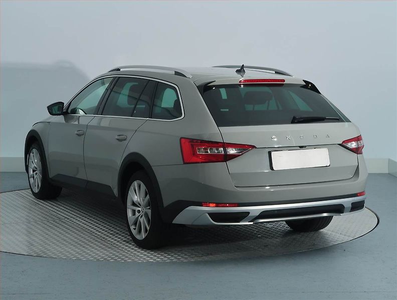 Škoda Superb (2022) Scout 2.0 TDI - fotka 4 z 14
