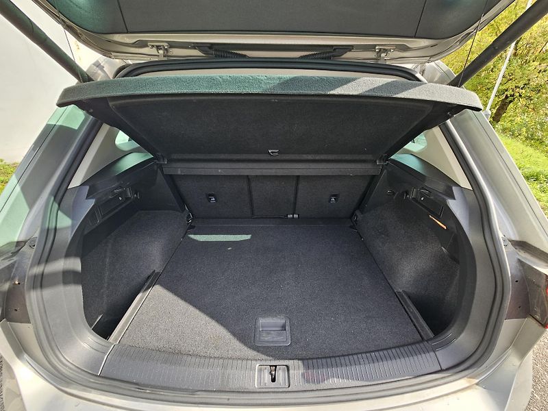 Volkswagen Tiguan (2020) 2.0TDI  - fotka 11 z 22