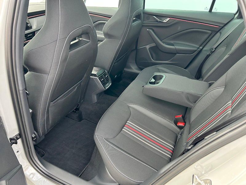 Škoda Scala (2025) Monte Carlo 1.0 TSI 85 kW - fotka 30 z 32