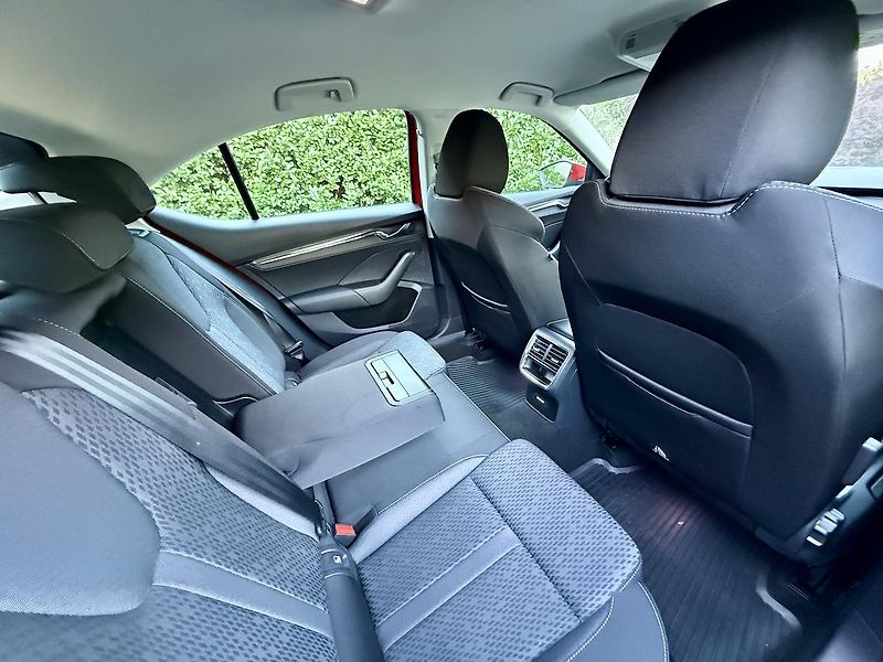 Škoda Octavia (2023) 1.5TSi 110kW STYLE Koup.ČR  - fotka 10 z 16