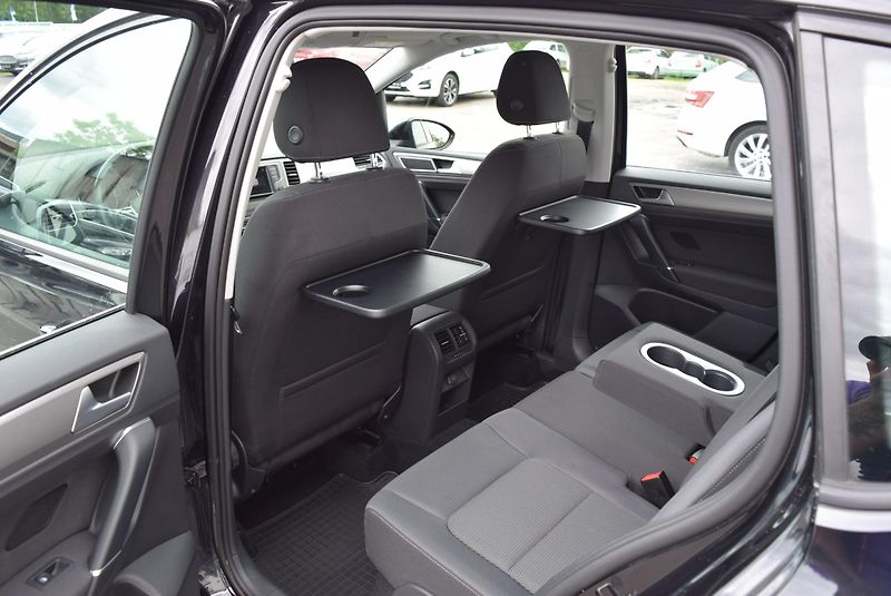 Volkswagen Golf Sportsvan (2016) 1.4TSI 92kw CLBMT TAŽNÉ NAVI  - fotka 16 z 50