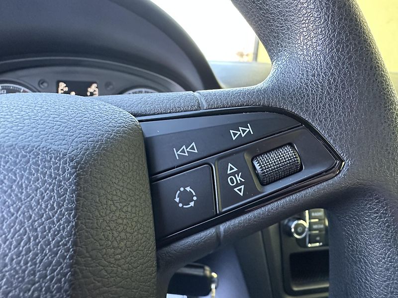 Seat Toledo (2014) 1.2TSI/63kW 2.Maj. * KLIMA  - fotka 12 z 33