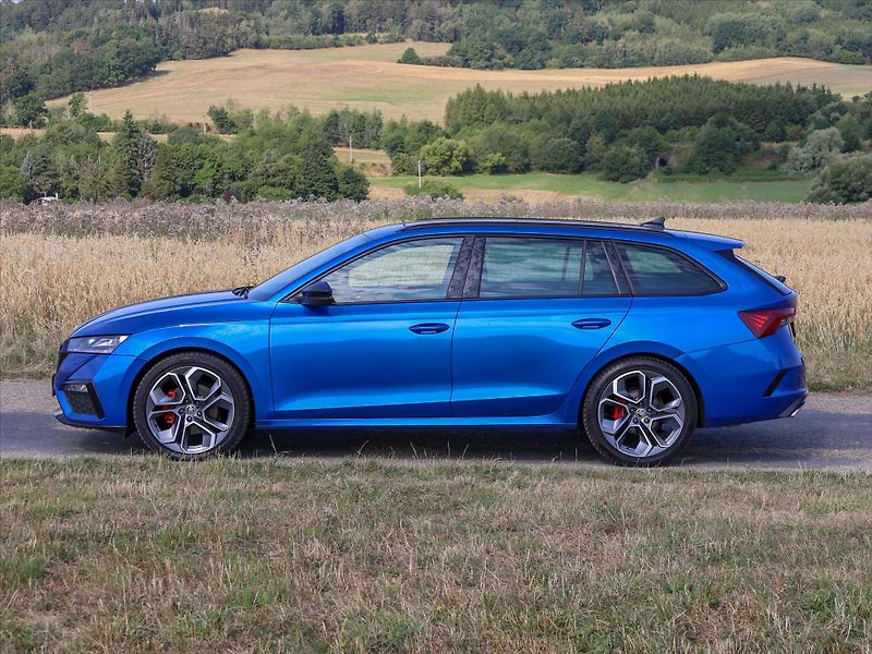 Škoda Octavia 2,0 TDI 147kW DSG 4x4 RS DPH - fotka 4 z 41