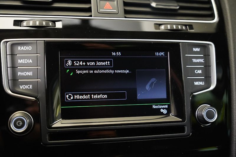 Volkswagen Golf - fotka 18 z 26