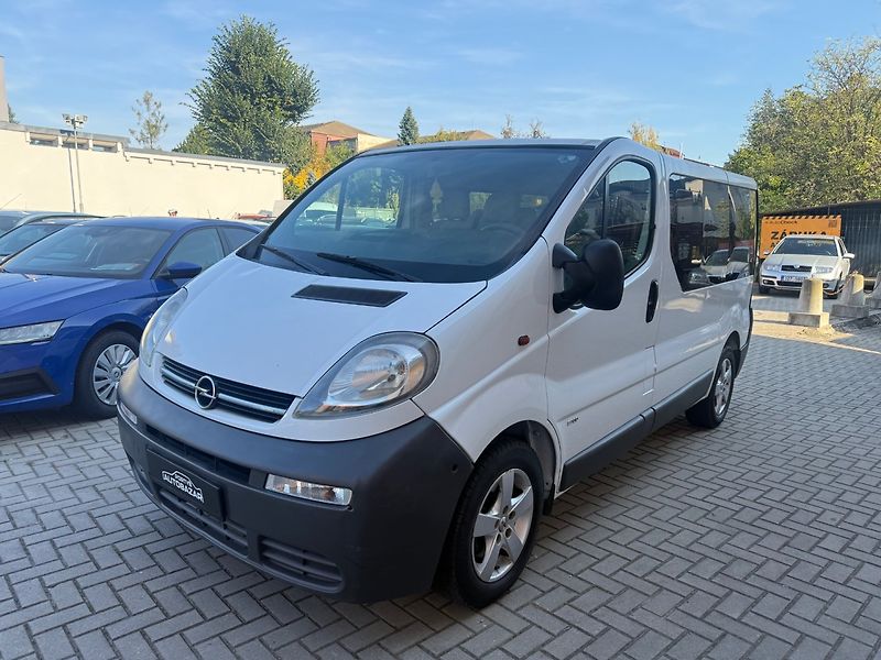 Opel Vivaro (2002) 1.9 DI - fotka 1 z 11