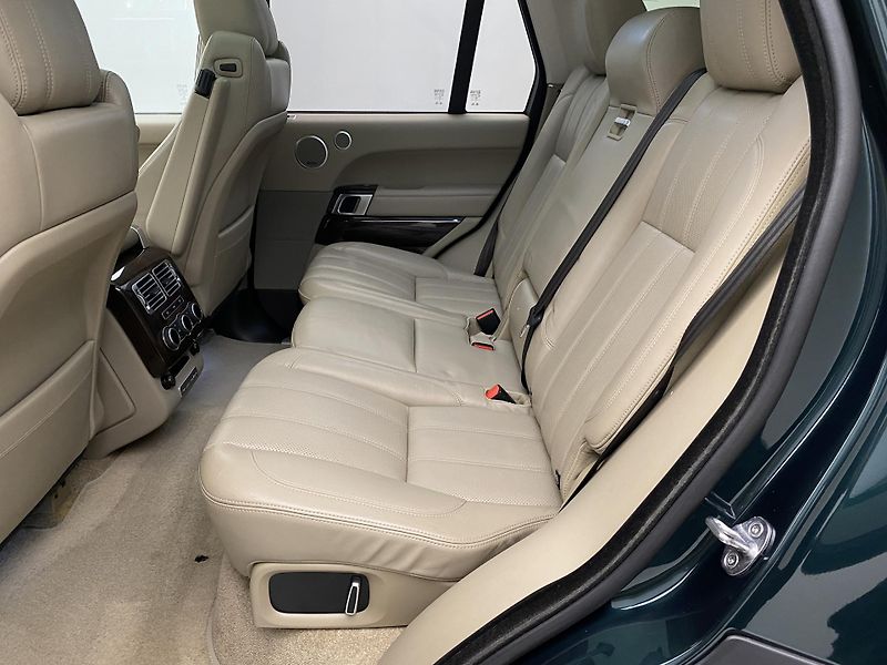 Land Rover Range Rover 4.4 TDV8 VOGUE AWD  - fotka 5 z 41