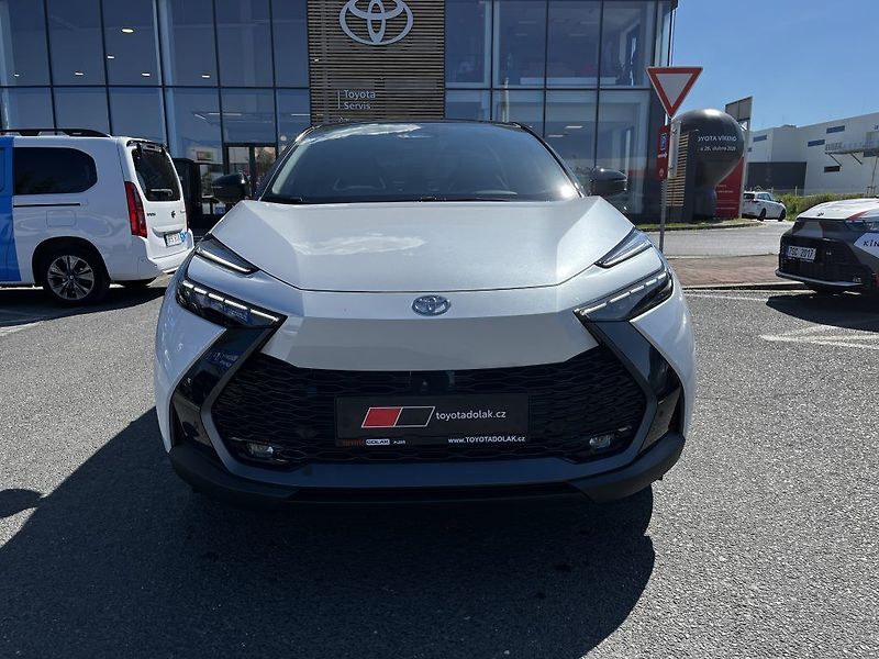 Toyota C-HR 2.0 Plug-in Hybrid Executive - fotka 12 z 34