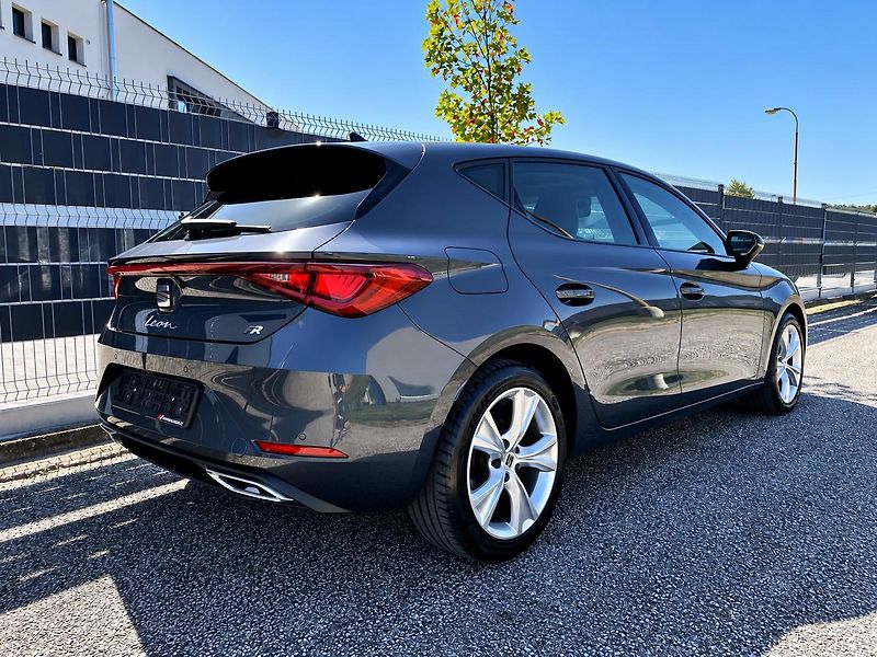 Seat Leon (2021) 1.5 TSI 110 kW DSG FR - fotka 47 z 47