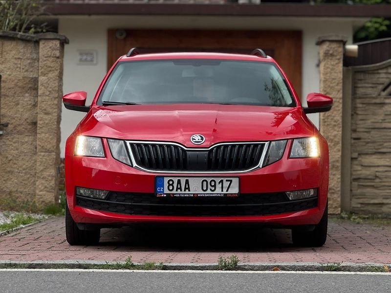 Škoda Octavia 1.6 1.MAJITEL ČR DPH NEBOURÁNO - fotka 2 z 25