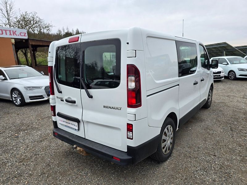 Renault Trafic (2017) 1.6 DCi 92 KW 8 - fotka 7 z 22