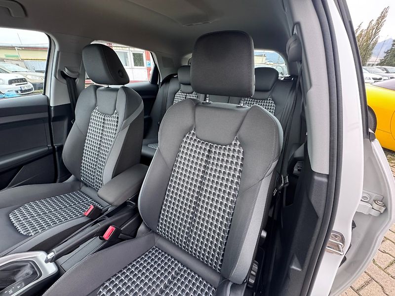 Audi A1 (2019) 2,0 TFSI 147 KW S-LINE DPH - fotka 21 z 50