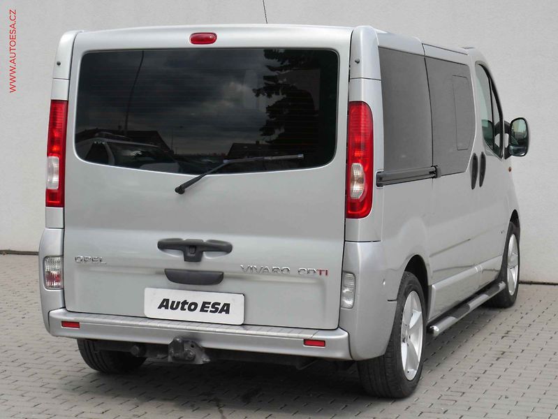 Opel Vivaro (2008) 2.0CDTi 5míst, ČR, AC - fotka 4 z 15