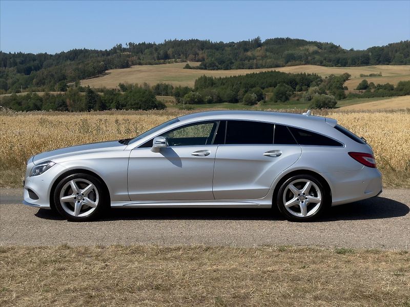 Mercedes-Benz CLS 3,0 350CDI 185kW AMG-Line 4M C - fotka 4 z 38