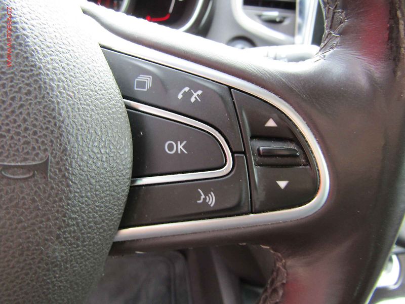 Renault Espace (2017) 1.6DCi, ČR, AT, navi, LED - fotka 16 z 16