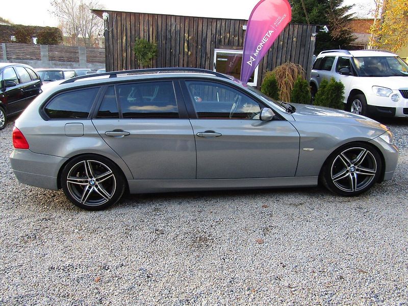 BMW Řada 3 (2008) 2.0D 130kW  2 SADY KOL - fotka 9 z 43
