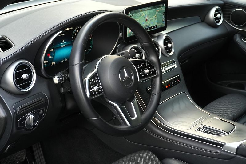 Mercedes-Benz GLC 300e, 4Matic, ČR, Vzduch - fotka 9 z 33