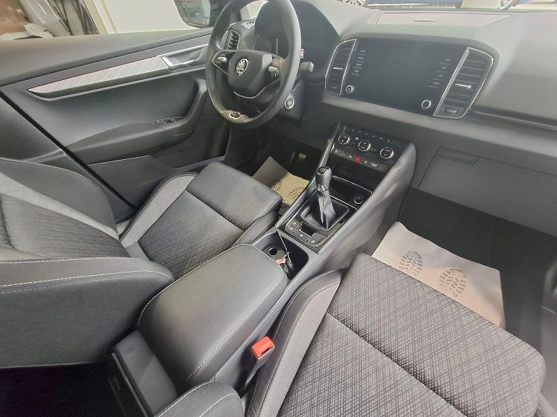 Škoda Karoq (2024) TOP SELECTION TSI 1.5/110KW 6M - fotka 36 z 44