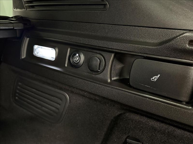 Alfa Romeo Stelvio VELOCE 206kW Q4 PANO TAŽNÉ R21 - fotka 36 z 43