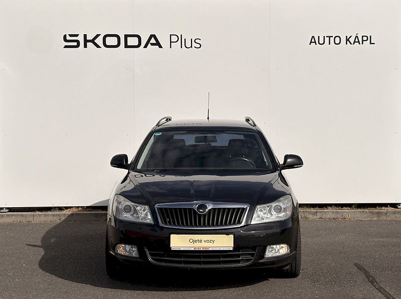 Škoda Octavia (2011) TSI 90 kW Ambition - tažné - fotka 3 z 22