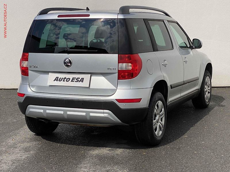 Škoda Yeti (2015) 1.2 TSi, Active, +kola - fotka 4 z 17
