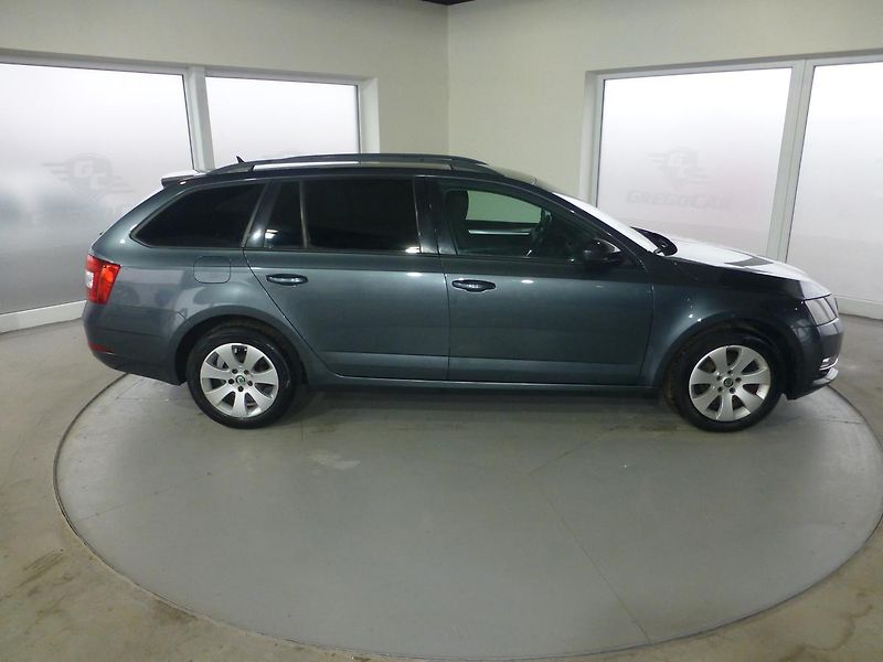 Škoda Octavia (2017) 2,0TDI*NAVIGACE**ALU**PARK.S - fotka 4 z 26