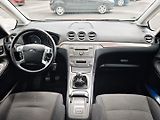 Ford Galaxy (2006) 2,0 TDCi 103 Kw Ghia 7 míst - náhled 17