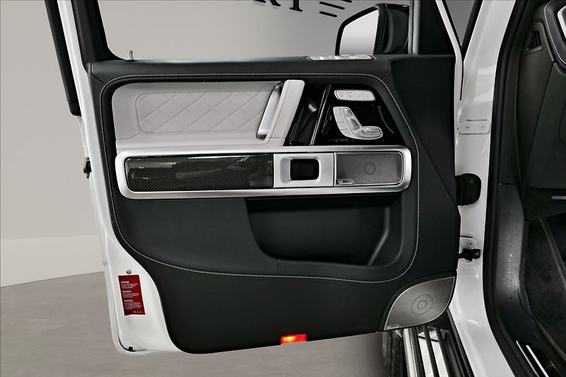 Mercedes-Benz Třídy G G63 4x4 / NIGHT II / TV / BURM - fotka 10 z 25