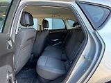 Opel Astra (2010) 1.6 16V Automat - náhled 11
