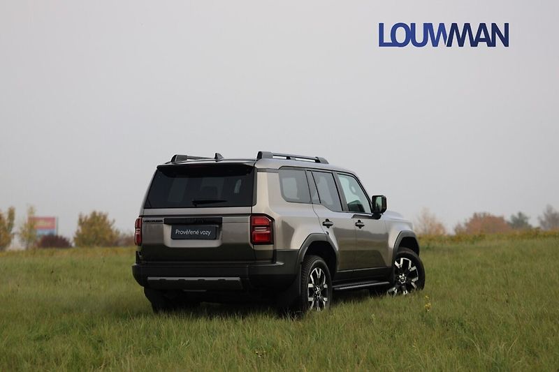 Toyota Land Cruiser 2.8L MHEV 8AT 4X4 Executive Sk - fotka 2 z 30