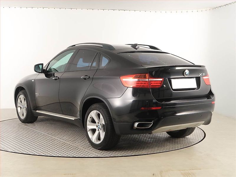 BMW X6 (2013) xDrive40d, 4X4, Automat, Kůže - fotka 4 z 19