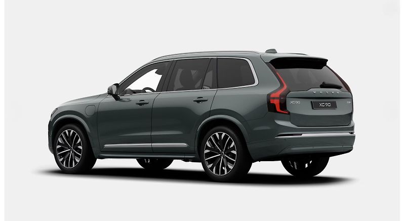 Volvo XC90 (2026) T8 AWD PLUS BRIGHT - fotka 3 z 13