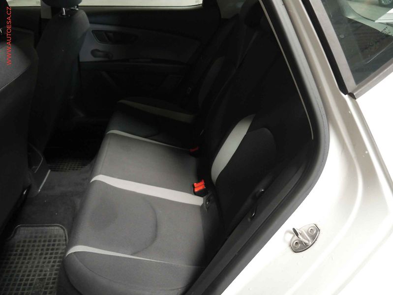 Seat Leon (2016) 1.2 TSi, ČR, AC - fotka 10 z 15