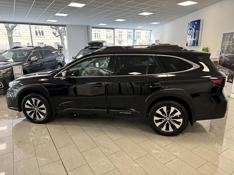 Subaru Outback 2.5i ES Touring, CZ, 1. maj. - fotka 2 z 49