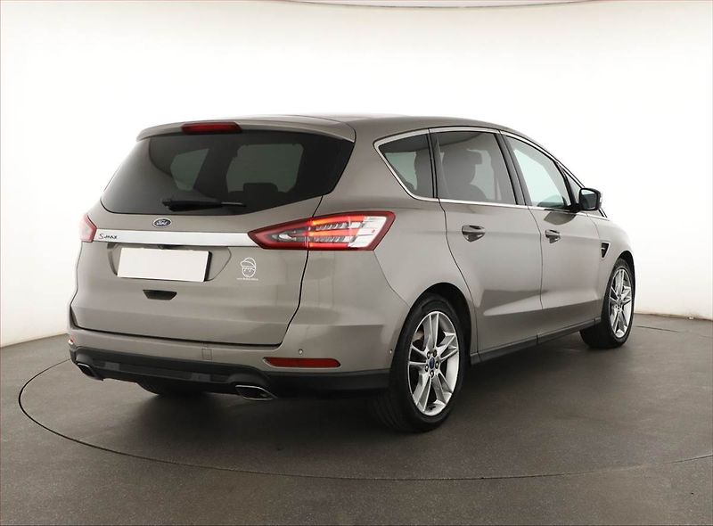 Ford S-MAX (2016) 2.0 TDCi, 4X4, Automat - fotka 5 z 20