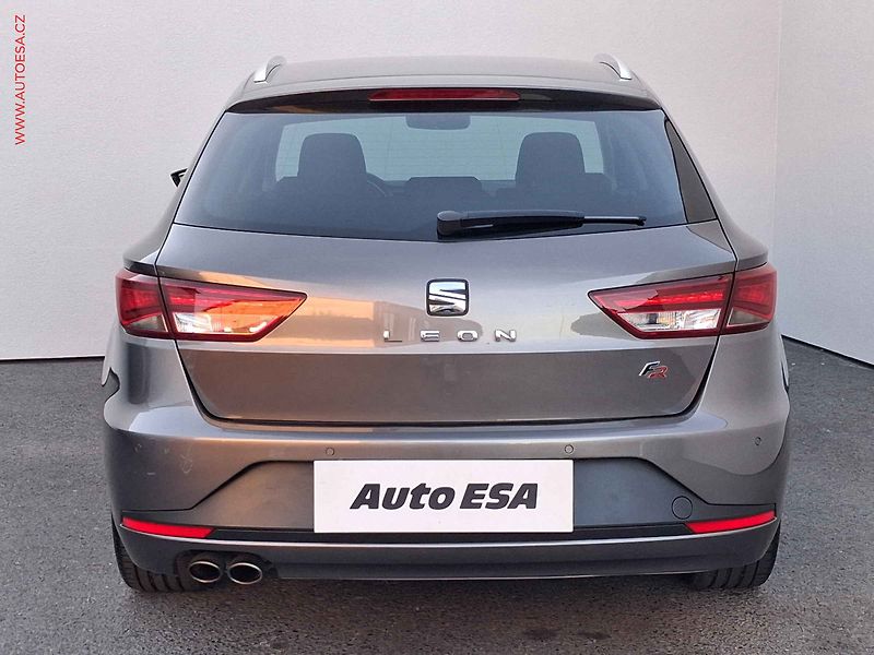 Seat Leon (2016) 1.4 TSi, FR, DSG, LED, +ALU - fotka 5 z 20