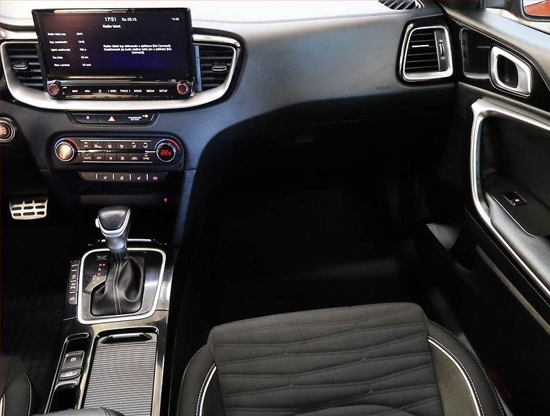 Kia Pro_Ceed (2023) GT-Line 1.5 T-GDI - fotka 8 z 22