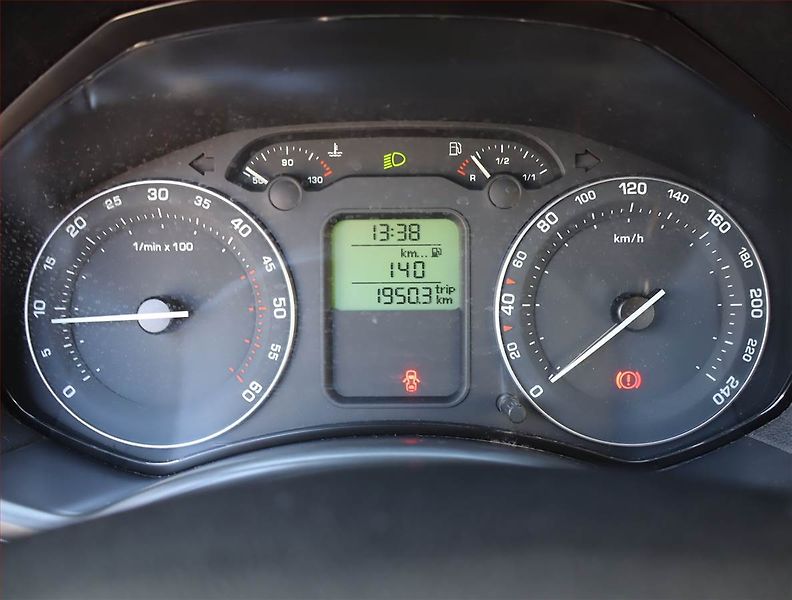 Škoda Octavia (2007) 1.9 TDI, 4X4, po STK - fotka 11 z 18