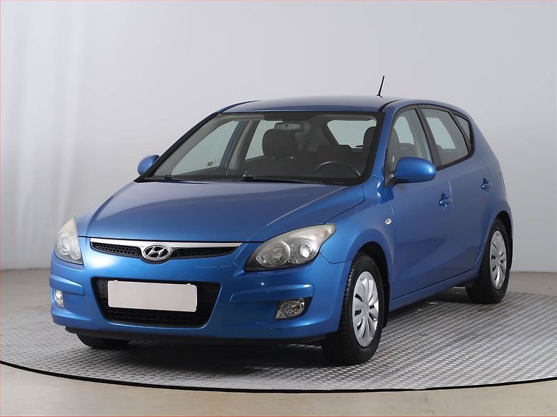 Hyundai i30 (2010) 1.4 CVVT - fotka 2 z 14