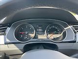 Volkswagen Passat Variant 2,0 TDI DSG R-line Pak LED+ACC - náhled 9