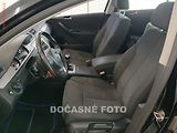 Volkswagen Passat (2010) 1.4 TSi, ČR, bixen, autoAC - náhled 2