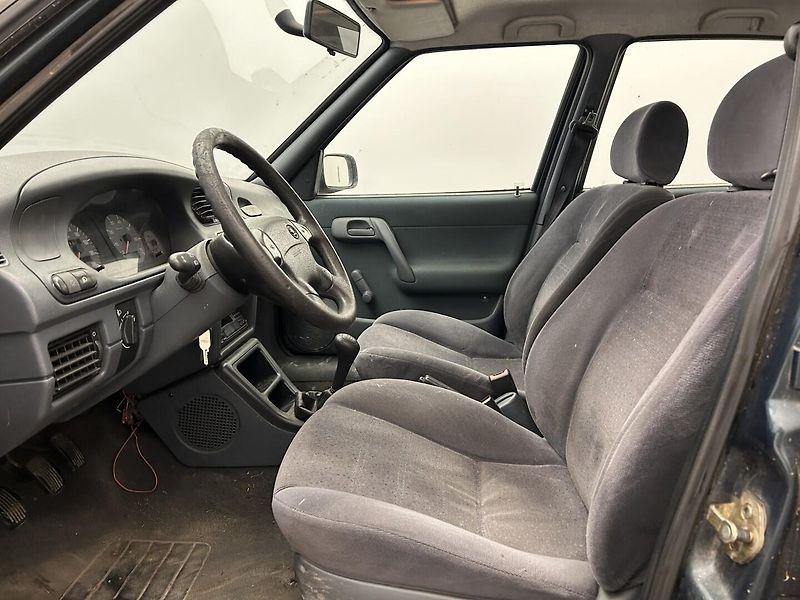 Škoda Felicia 1.6 i GLX - fotka 15 z 22