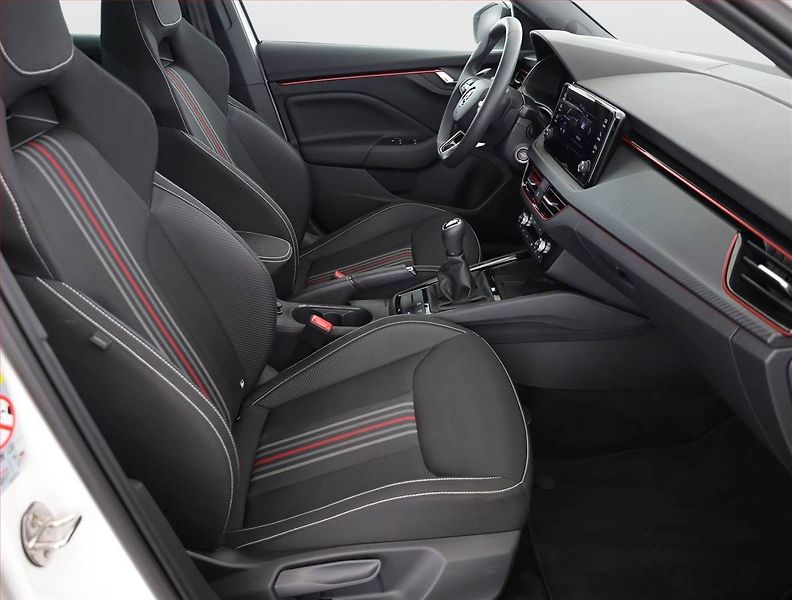 Škoda Kamiq (2024) Monte Carlo 1.0 TSI - fotka 7 z 20