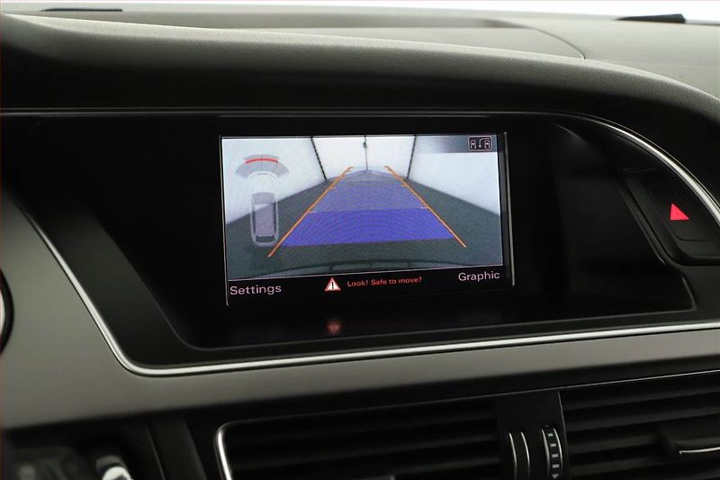 Audi A4 (2014) S-Line 2.0 TDI, 4X4, Automat - fotka 16 z 21