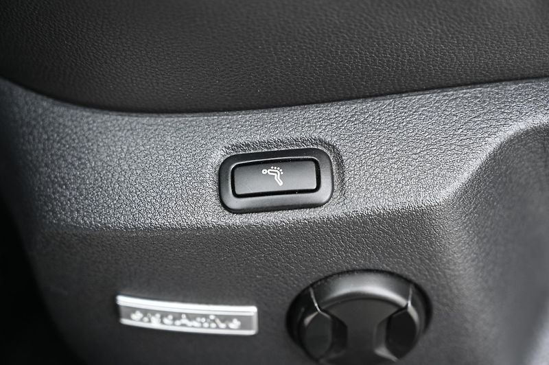 Volkswagen Golf VII 1.2TSI 77KW POHON ŘEMEN  - fotka 22 z 47