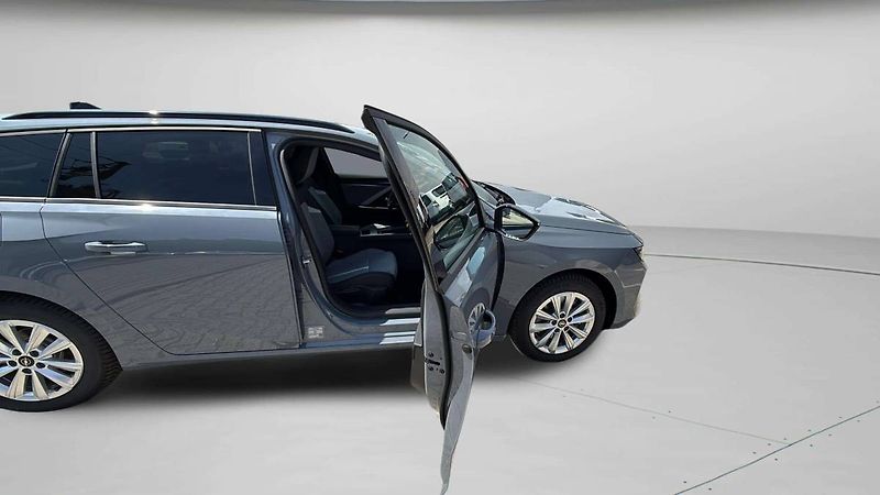 Opel Astra (2026) Edition ST Hybrid 1.2 TURBO (1 - fotka 13 z 23